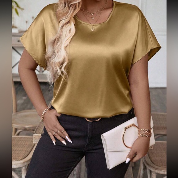 Luxe champagne round neck casual satin top - Picture 11 of 14